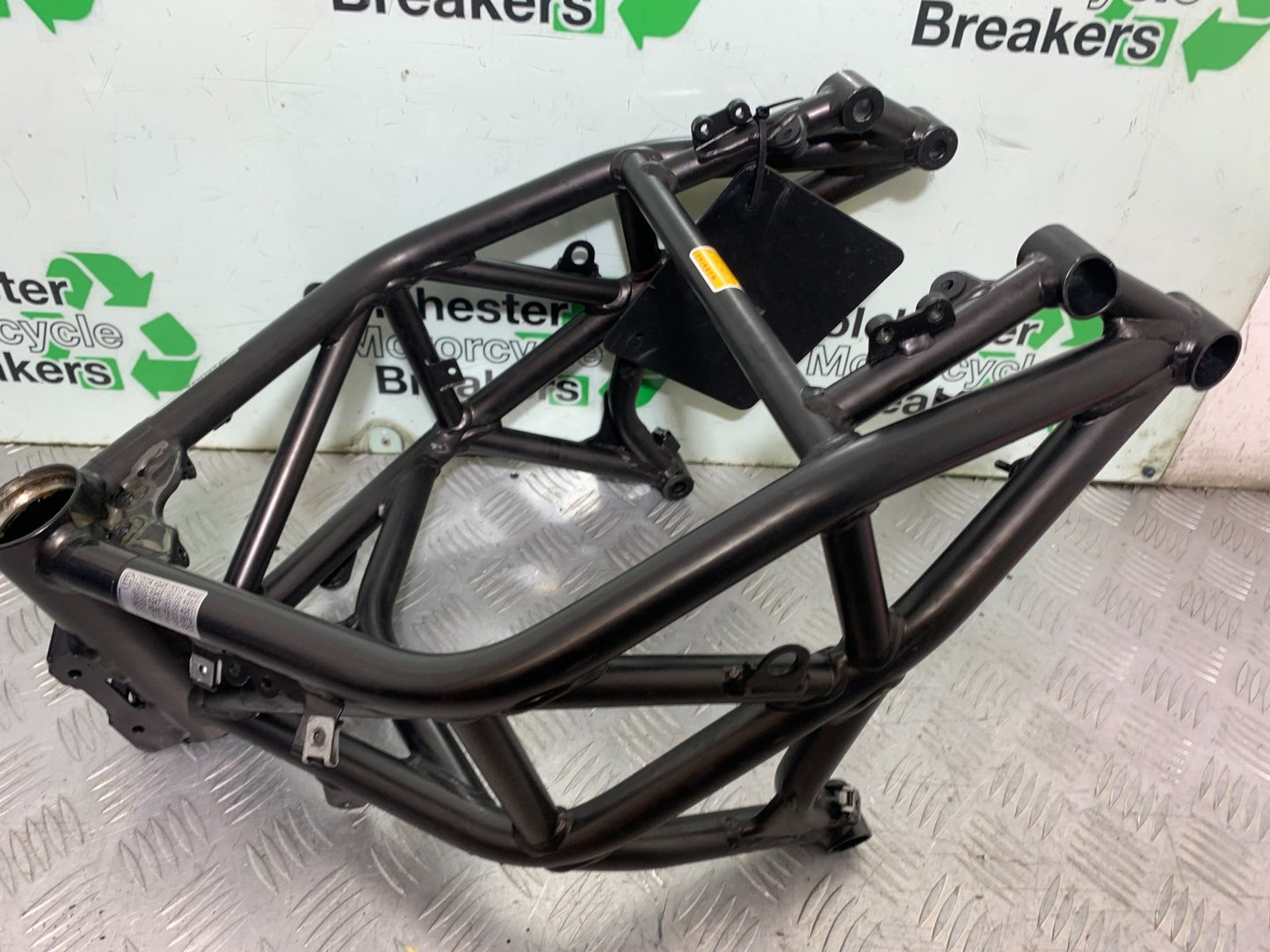 MV AGUSTA 675 F3 FRAME REG LOG BOOK  YEAR 2012-2016 (CMB1302)