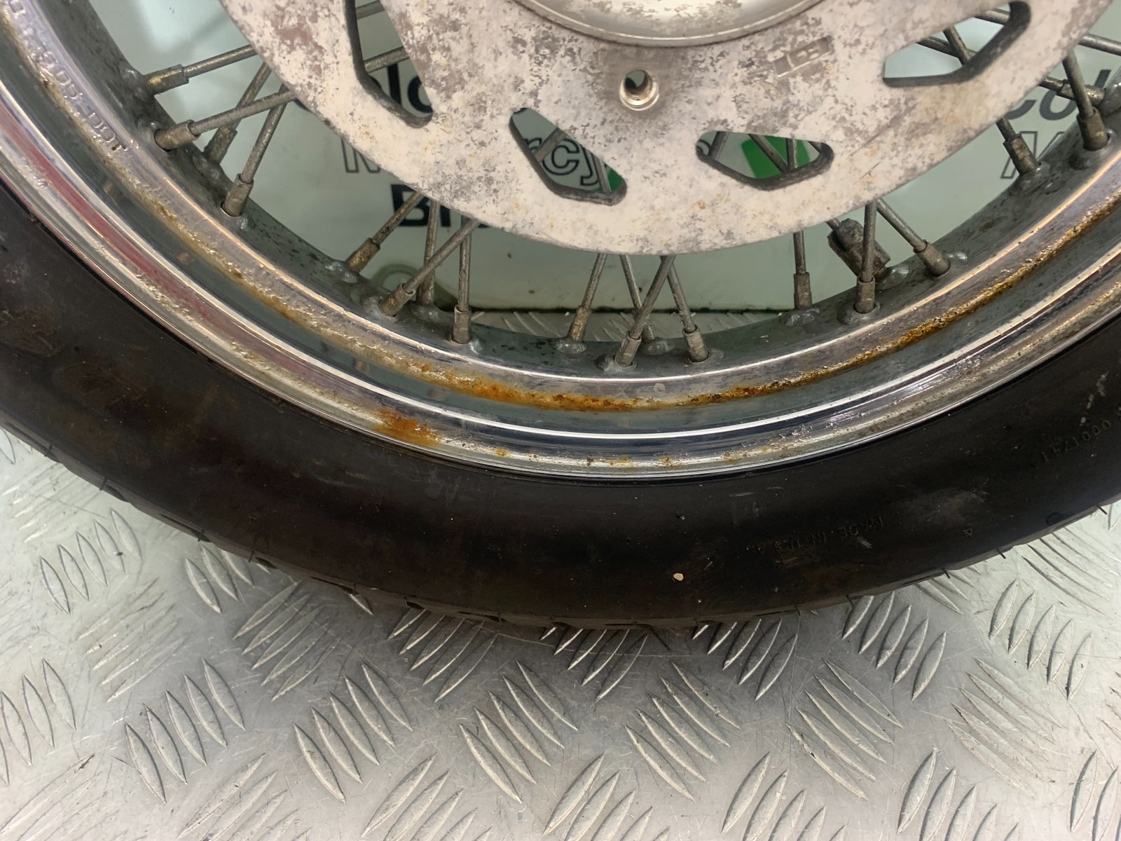 HONDA VTX1300 S-6 FRONT WHEEL  YEAR 2004-09 (CMB1159)