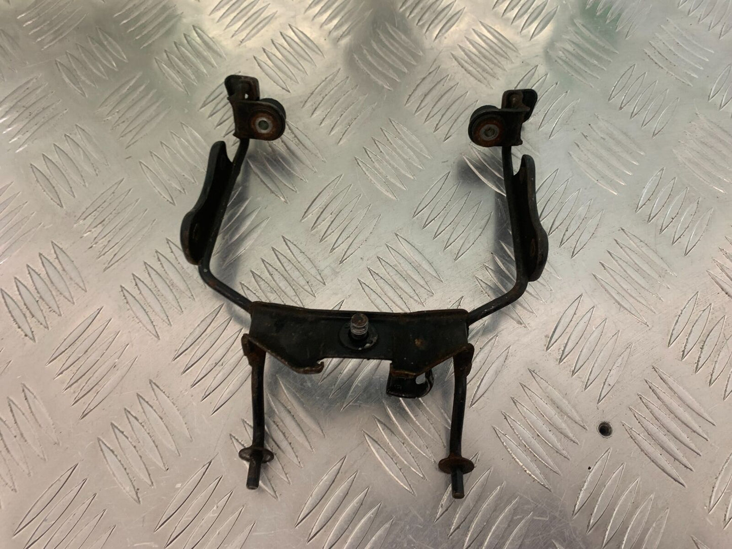 HONDA CB350 S CB 350 S HEADLIGHT BRACKET   YEAR 1986-1990 (STOCK 948)