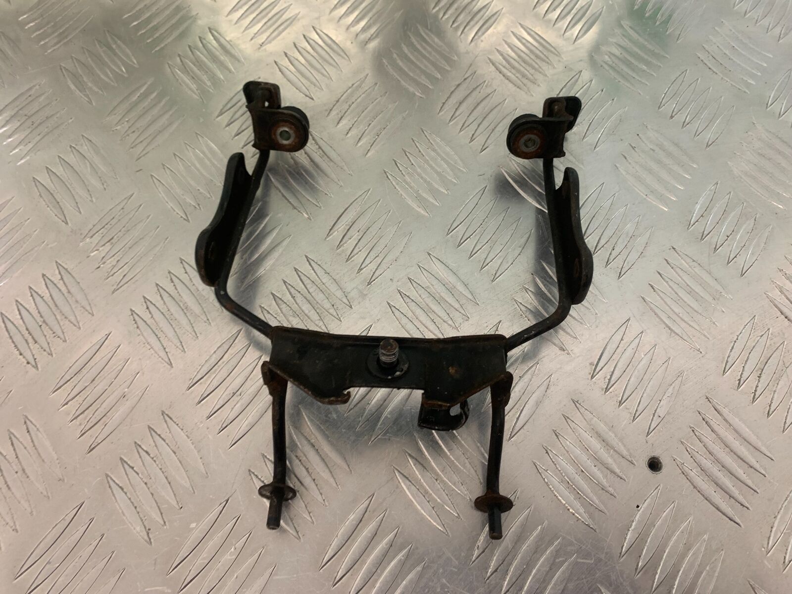 HONDA CB350 S CB 350 S HEADLIGHT BRACKET   YEAR 1986-1990 (STOCK 948)