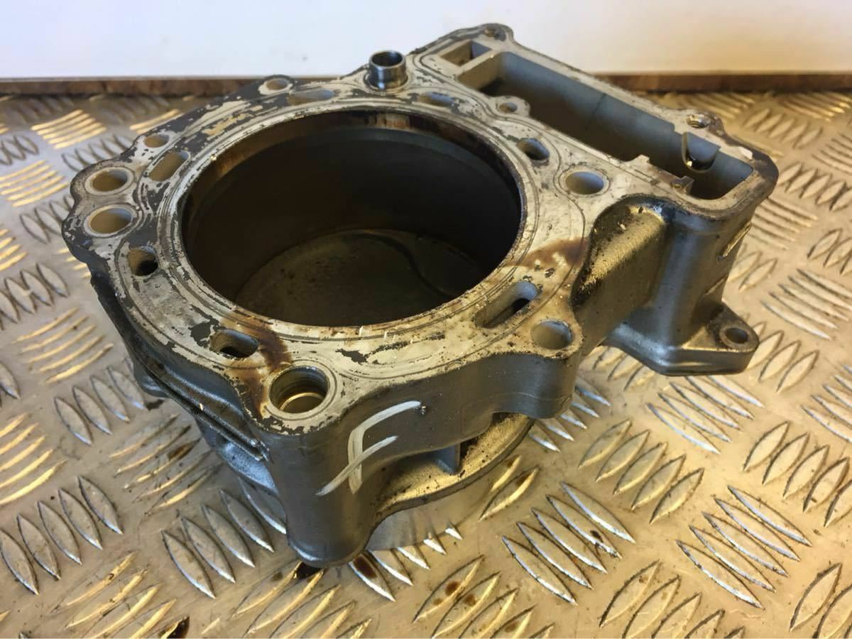 SUZUKI DL1000 V STROM FRONT BARREL AND PISTON YEAR 2007