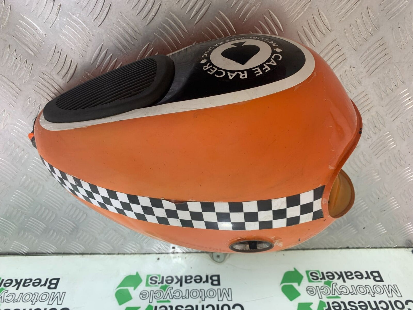 HERALD CLASSIC 125 PETROL TANK   YEAR 2014 (CMB1058)