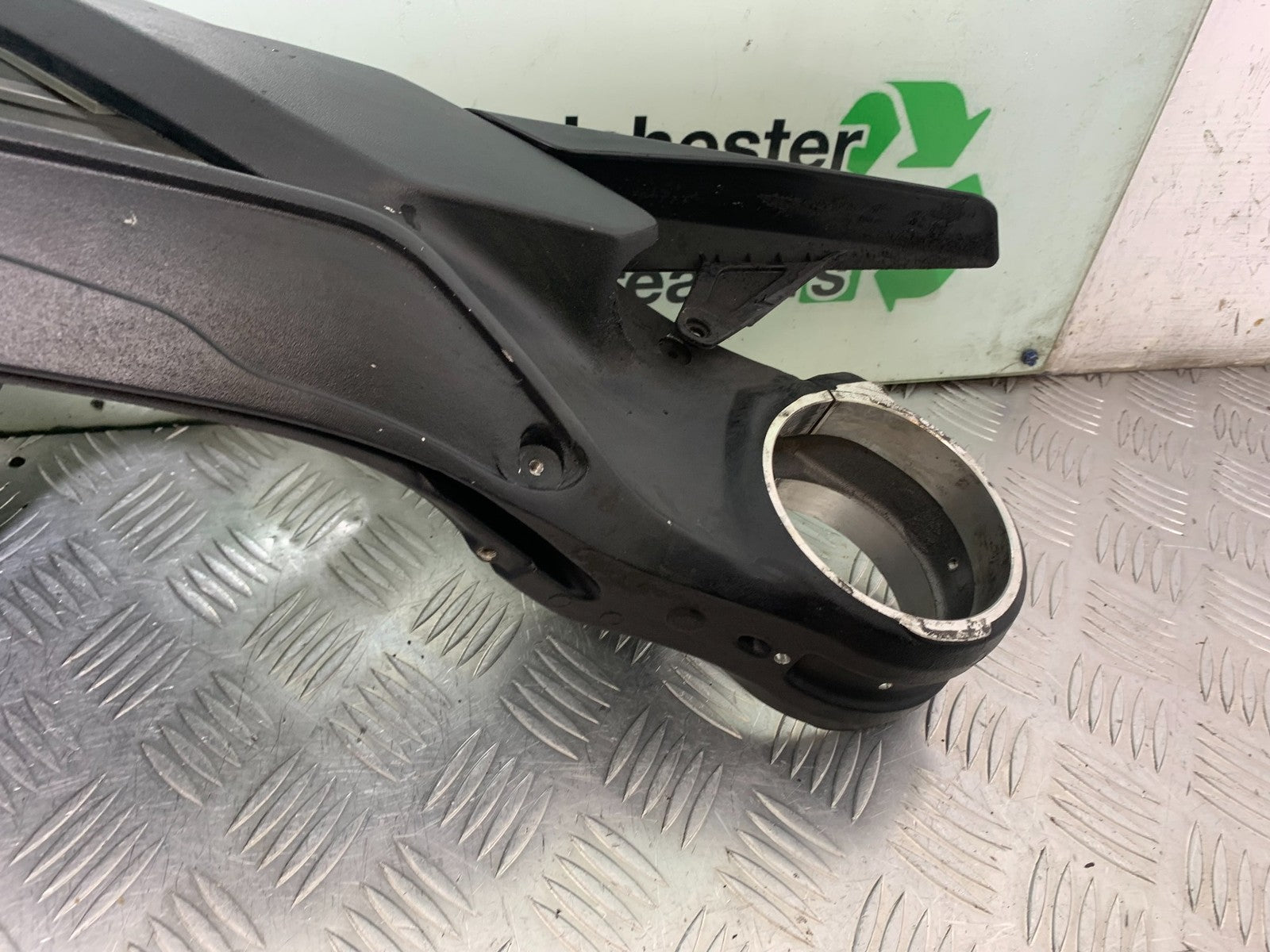 MV AGUSTA 800 F3 SWINGARM  YEAR 2017-2019 (CMB1227)