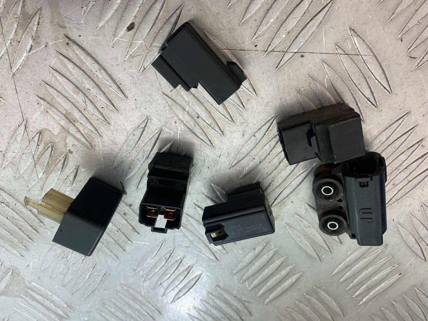 MV AGUSTA 800 F3 RELAYS   YEAR 2013-2016 (CMB1152)
