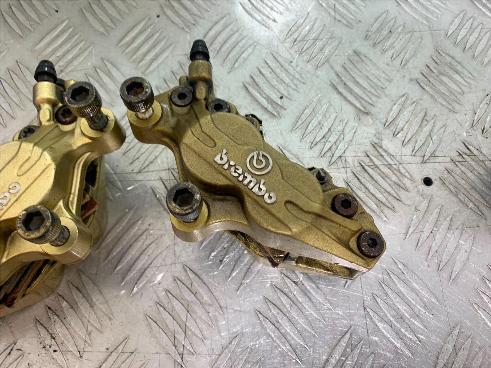 DUCATI 996 SPS 748 916 998 FRONT BRAKE CALIPERS   1999-2000 (CMB1209)