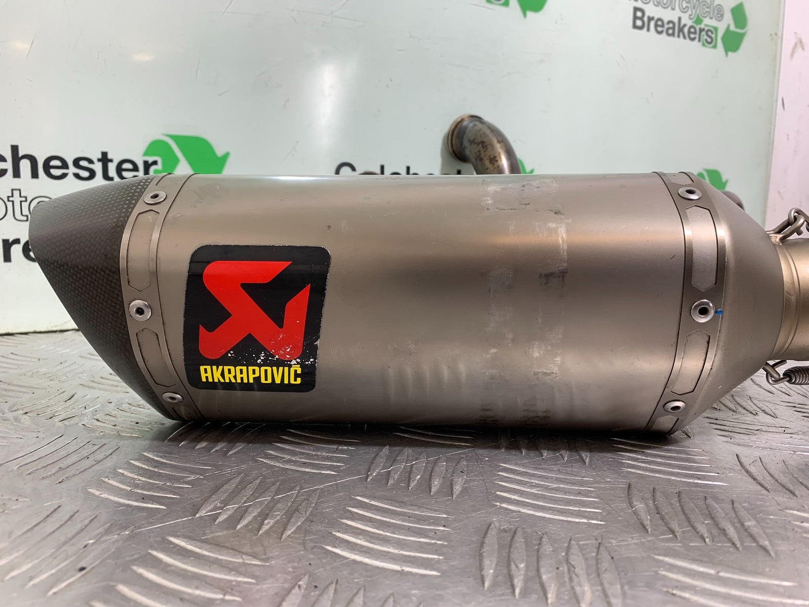 KTM 690 DUKE R LC4 AKRAPOVIC FULL EXHAUST SYSTEM YEAR 2012-2015  (CMB1180)