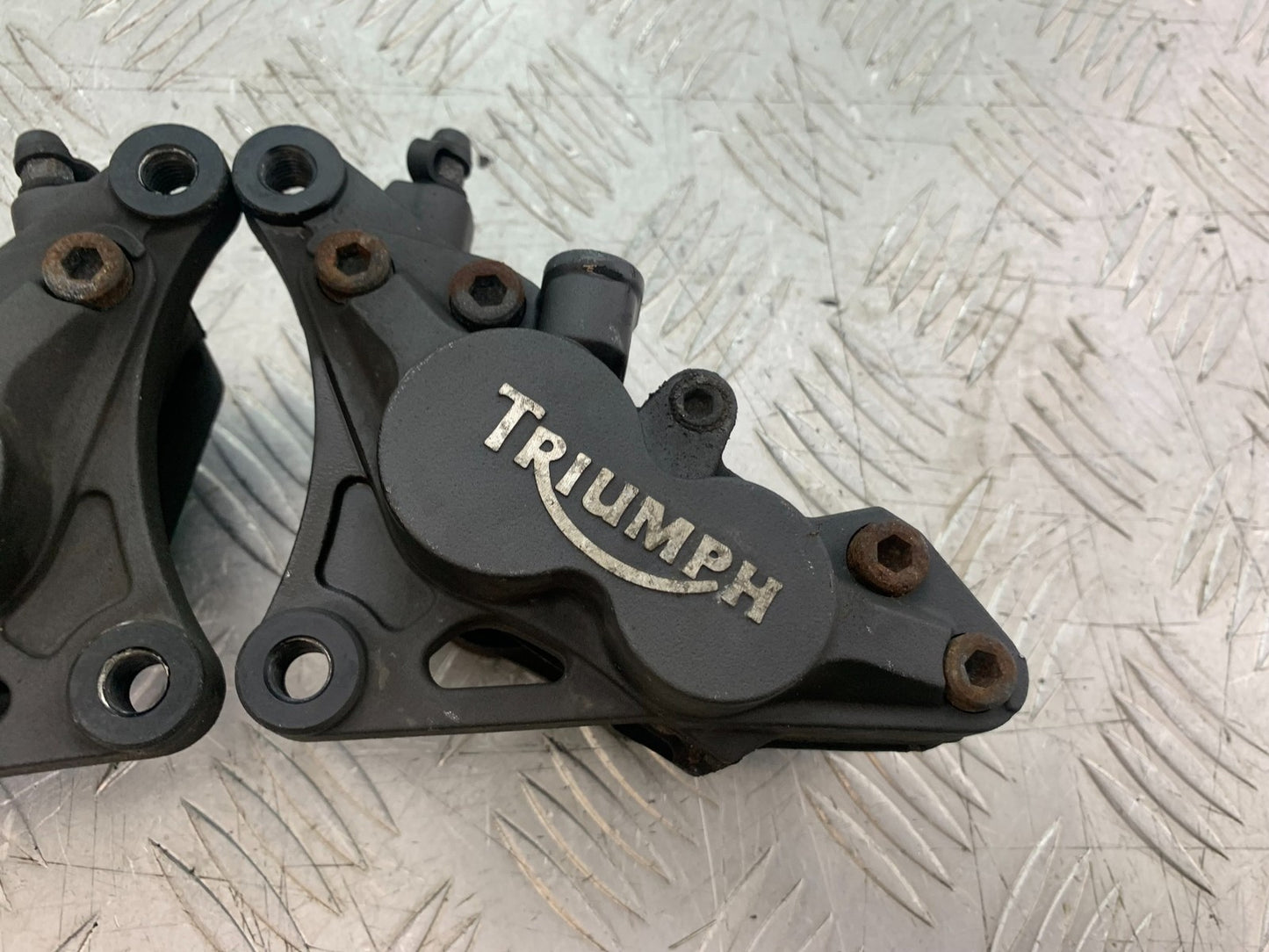 TRIUMPH 1050 SPRINT GT FRONT BRAKE CALIPERS  YEAR 2010-2016 (CMB1250)