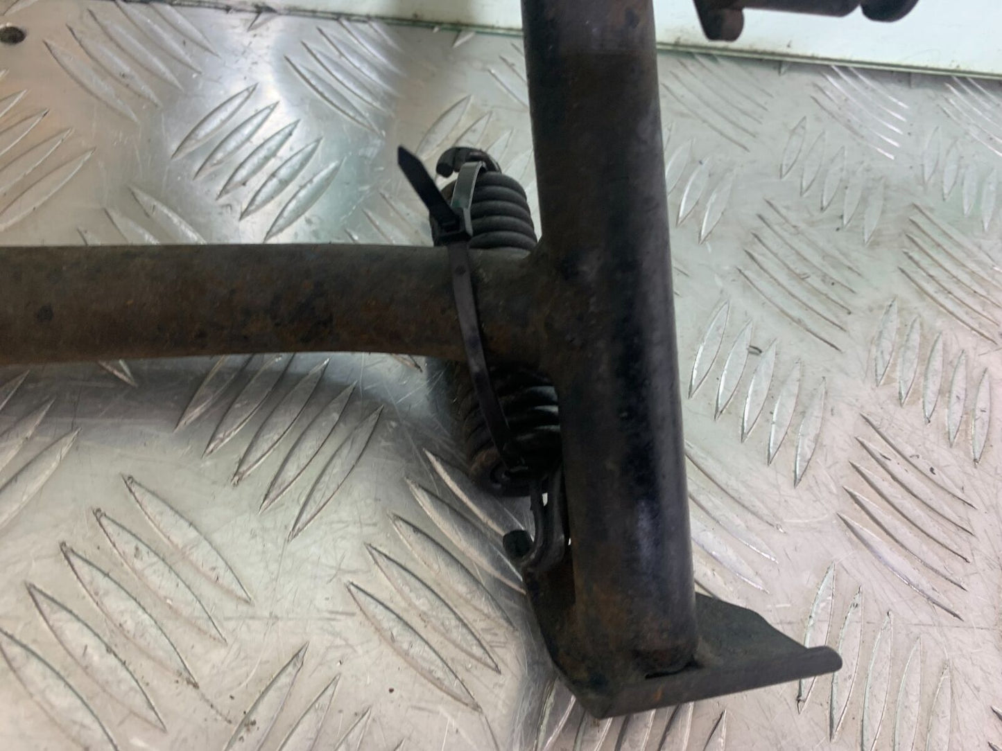 YAMAHA XJ6 XJ6-S CENTER STAND  YEAR 2009-2015  (CMB1070)