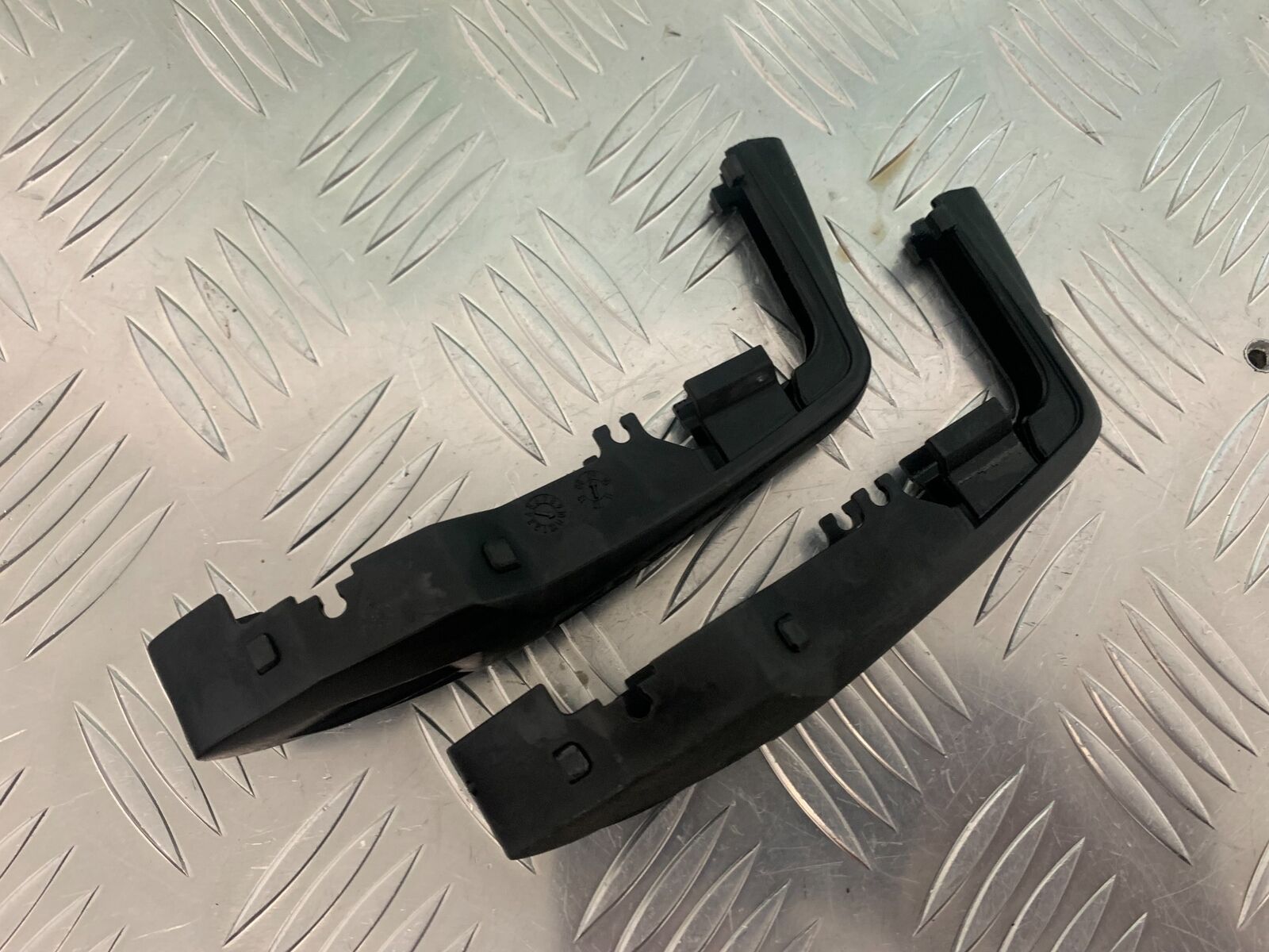 BMW R1200 RT R 1200 RT SPARK PLUG COVERS   YEAR 2005-2009 (STOCK 943)