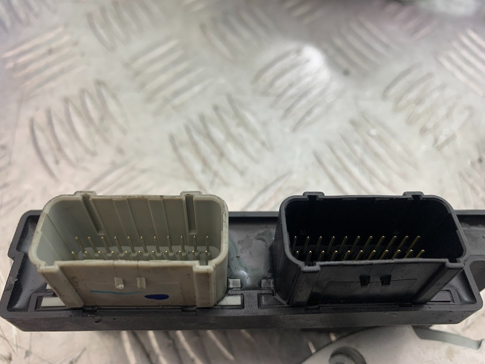 HONDA CBR1000 rr FIREBLADE ECU LOCKS KEYS  2008-2011 (CMB1253)