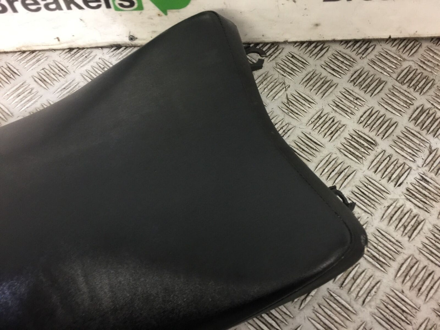 HONDA CBR125 CBR 125 FRONT SEAT  YEAR 2011-2017 (STOCK 501)