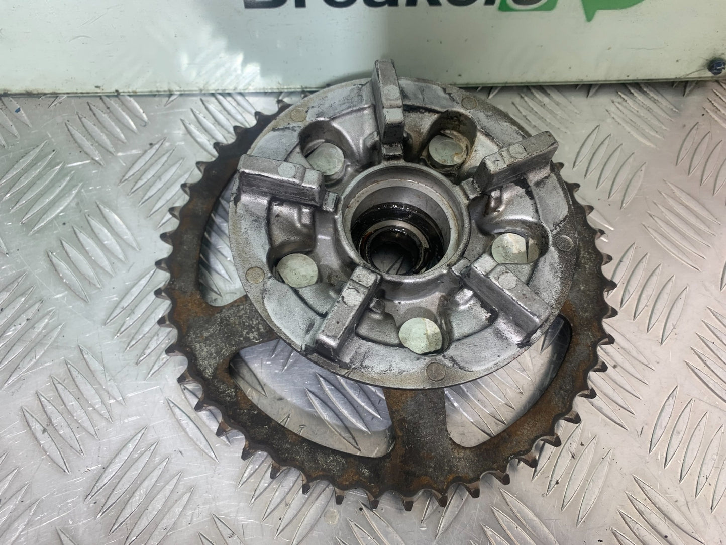 SUZUKI GSF650 GSF 650 SPROCKET CARRIER    YEAR 2007-2009  (CMB1161)
