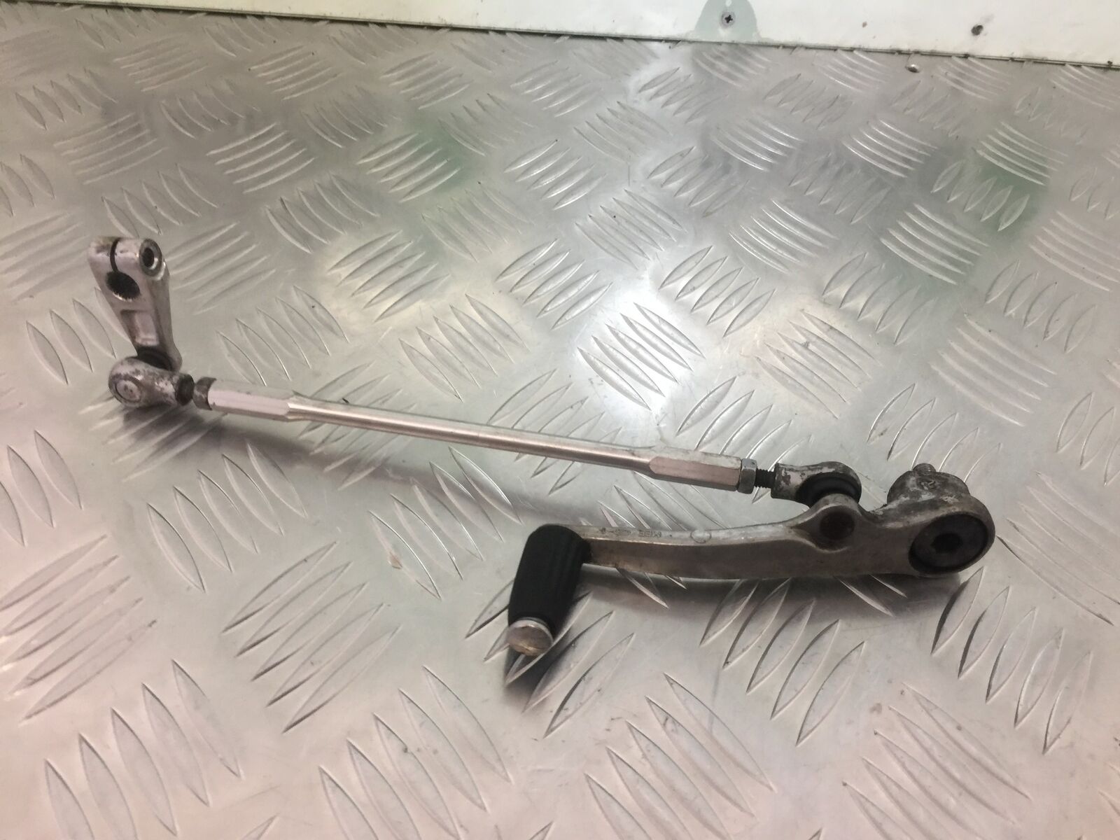 HONDA CBR600 RR GEAR LEVER  YEAR 2005-2006 (STOCK 933)