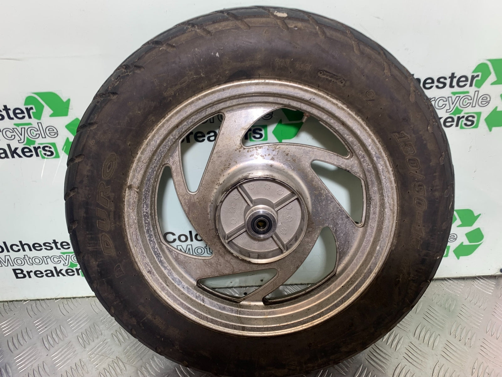 PIONEER XF250 REAR WHEEL YEAR 2009 (CMB1143)