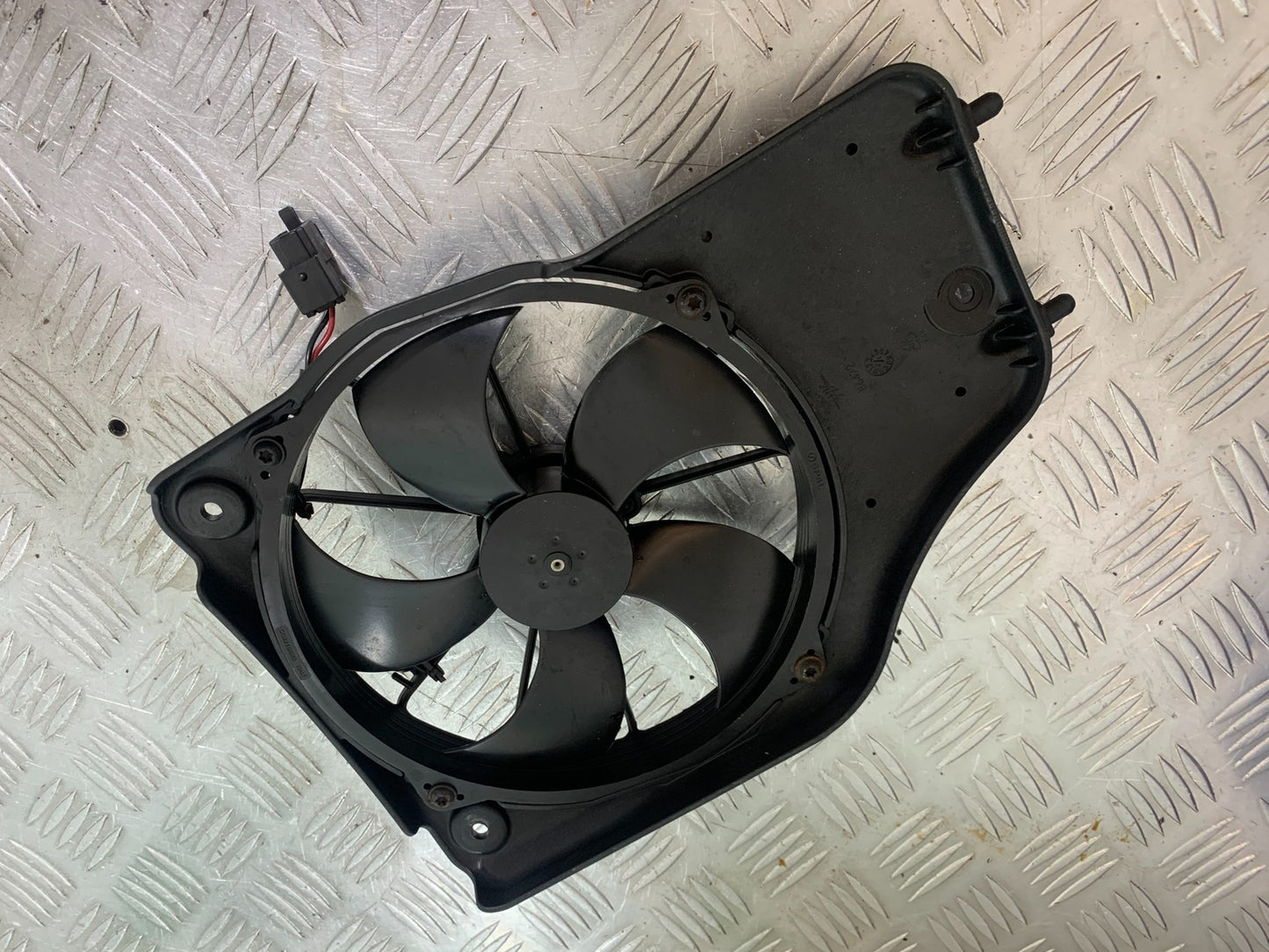 MV AGUSTA 800 F3 RADIATOR FAN  YEAR 2013-2016 (CMB1152)
