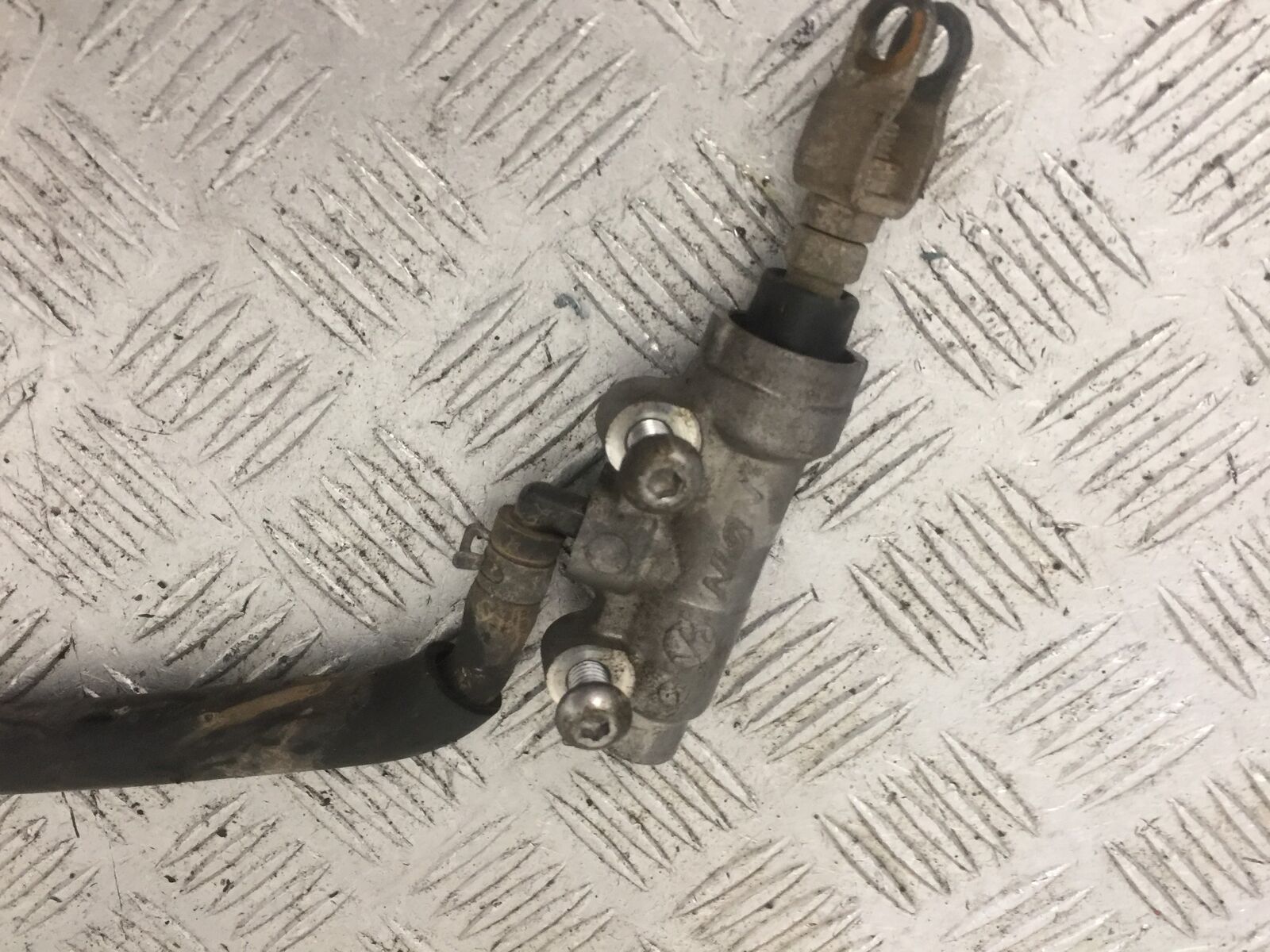 YAMAHA XT660Z TENERE REAR BRAKE MASTER CYLINDER  YEAR 2012  (STOCK 863)