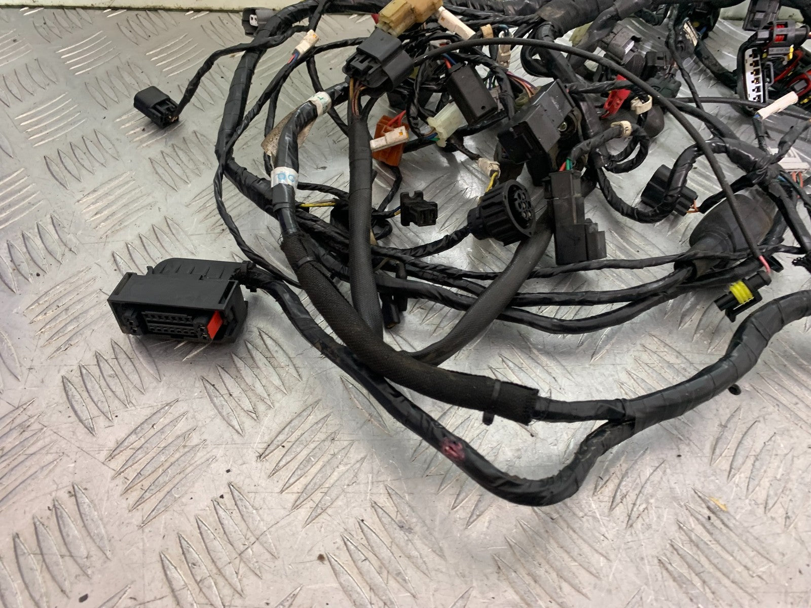 MV AGUSTA 675 F3 WIRING LOOM  YEAR 2012-2016 (CMB1302)