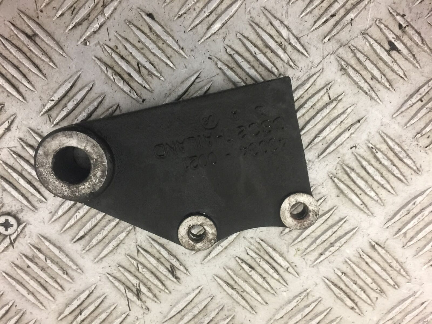 KAWASAKI NINJA 300 EX300 REAR CALIPER BRACKET  YEAR 2017 (STOCK 492)