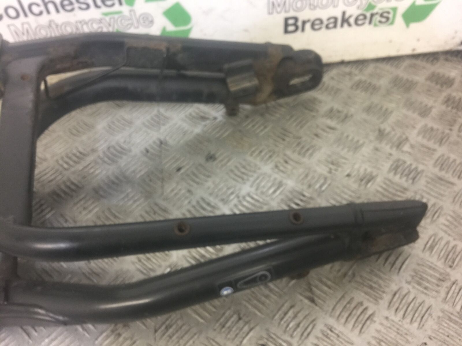 KAWASAKI ER6 N SWINGARM YEAR 2012-2015 (STOCK 568)