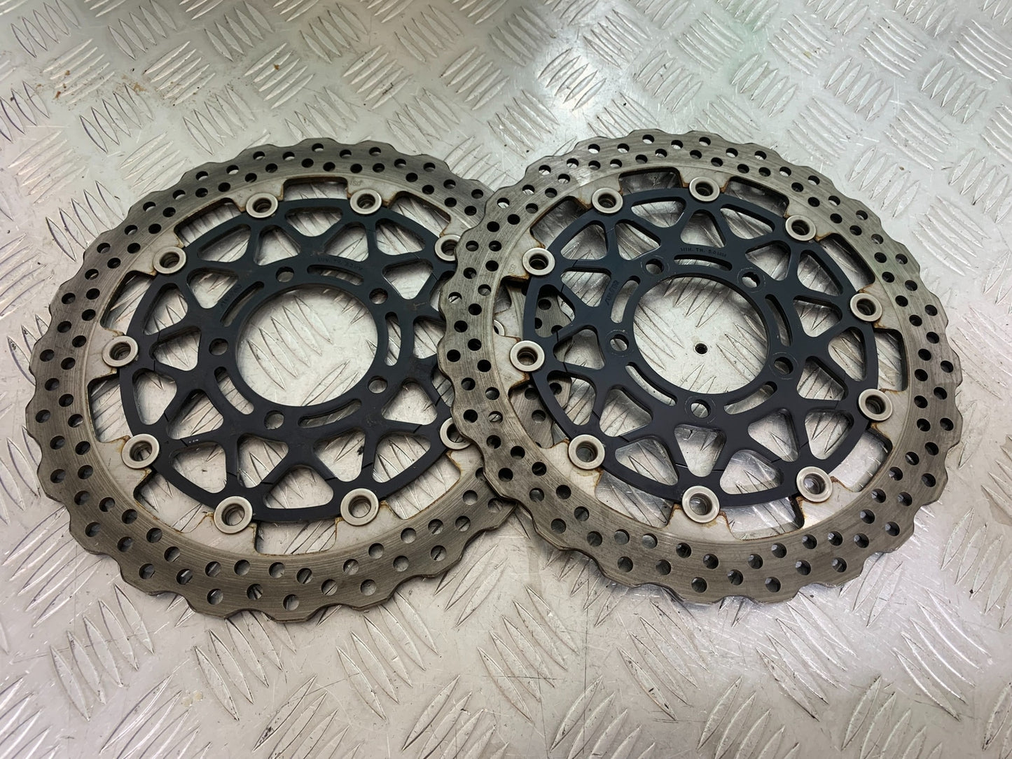 KAWASAKI ZX10R ZX 10R FRONT BRAKE DISCS  YEAR 2011-2015 (CMB1154)