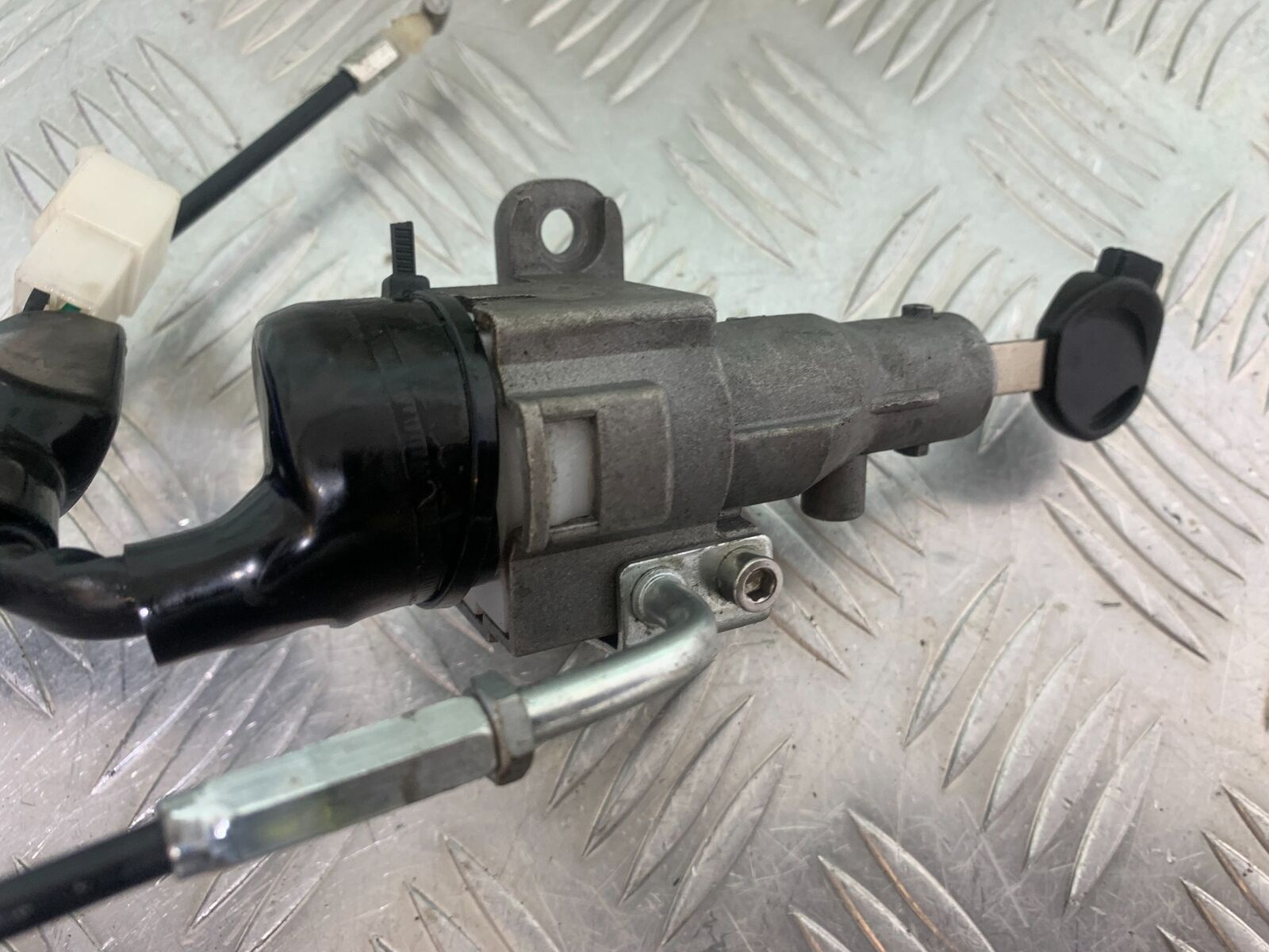 NECO GPX125 IGNITION SWITCH AND KEY   YEAR 2016-2021 (CMB1052)