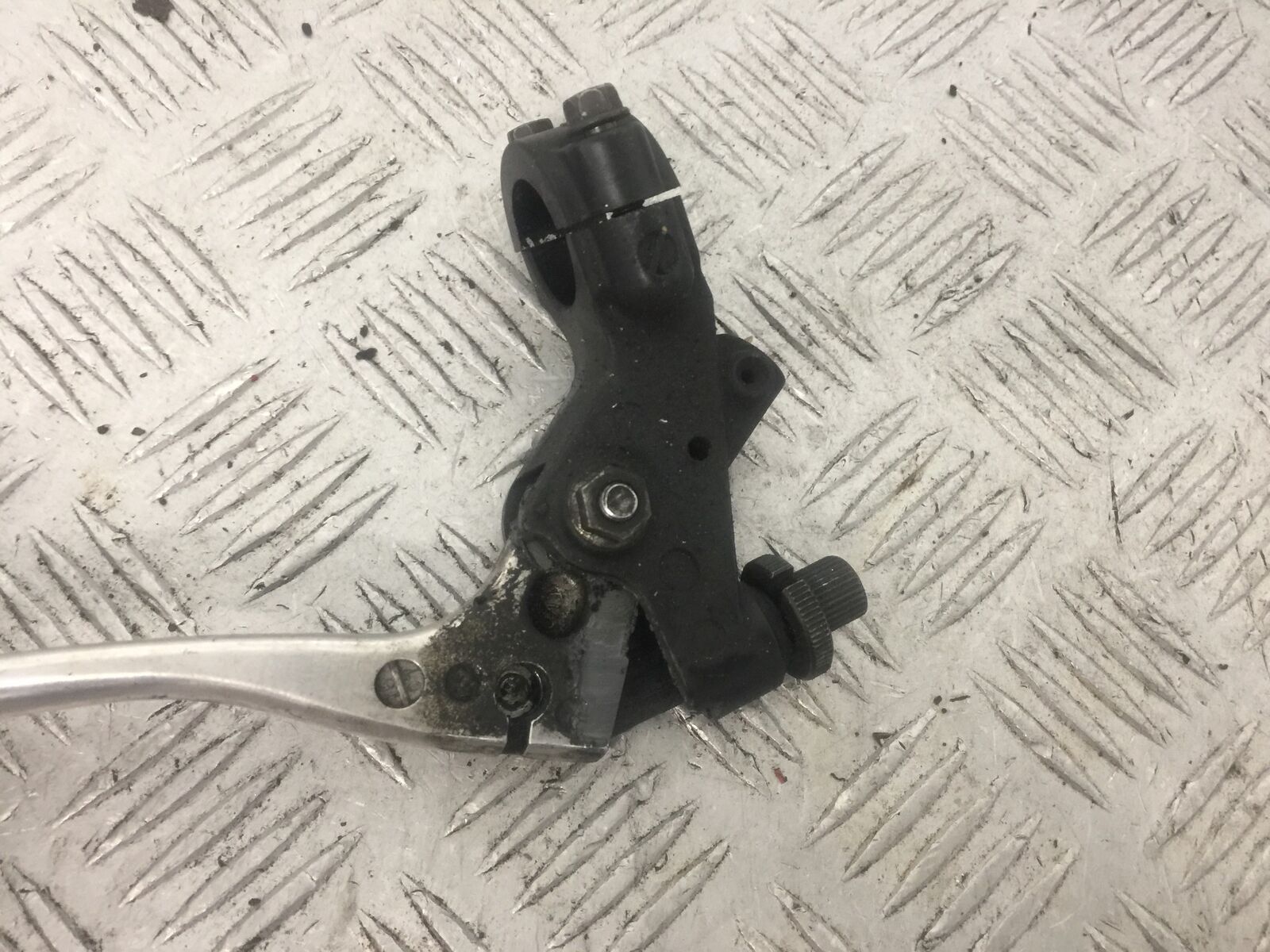 HONDA CBR600 CBR 600 F4I CLUTCH LEVER AND BRACKET  YEAR 2002 (STOCK 867)