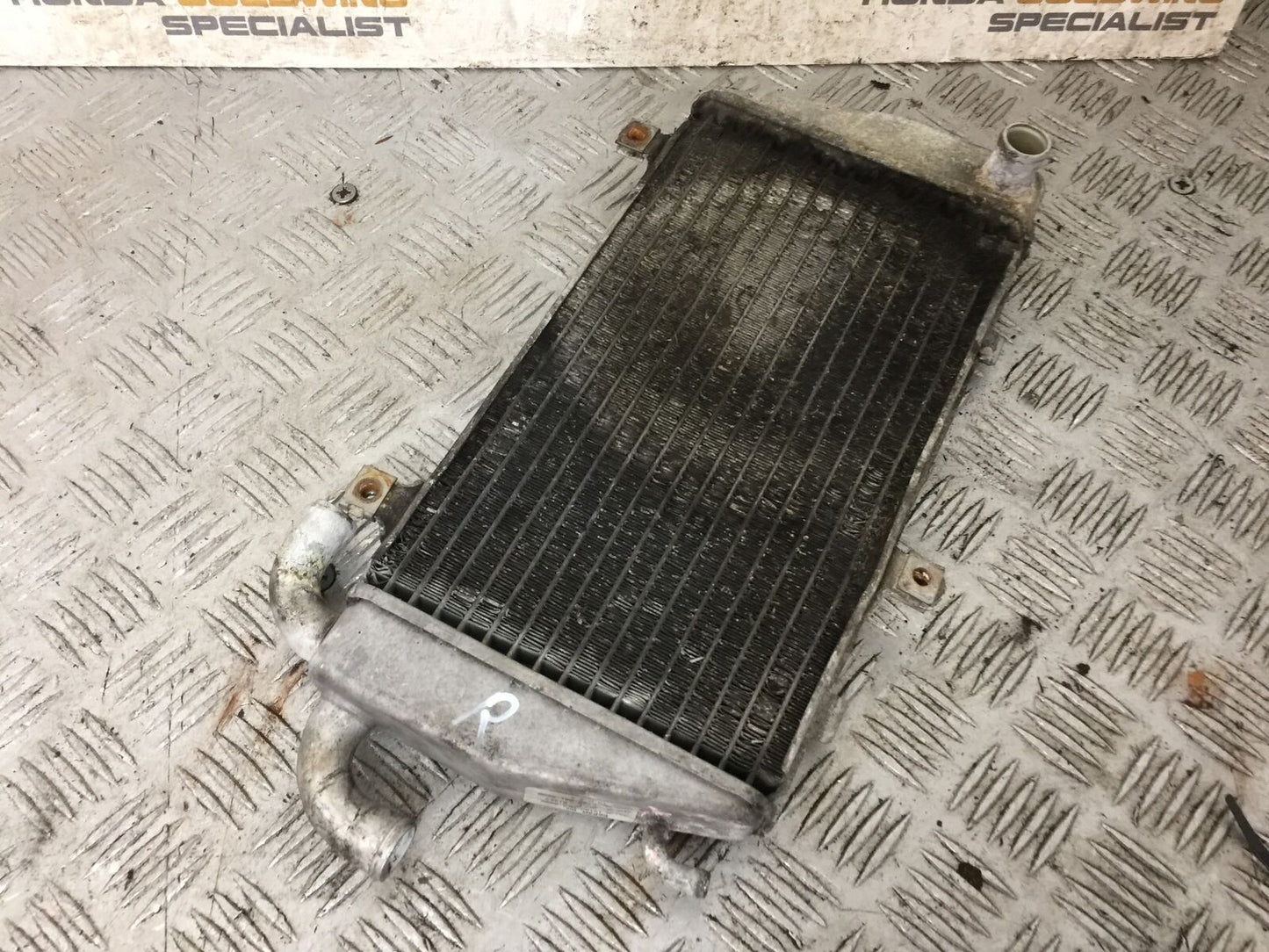 HONDA GL1800 GL 1800 RIGHT RADIATOR  YEAR 2004-10 ABS (STOCK 890)