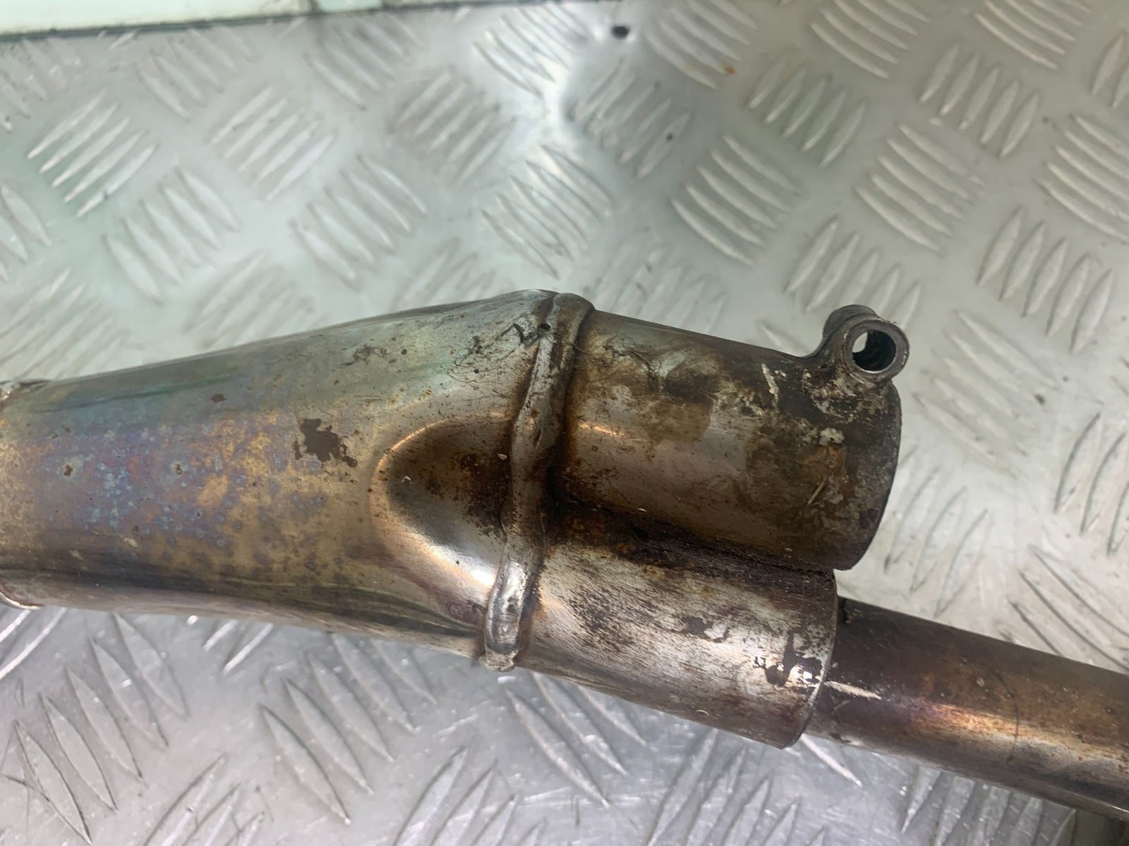 KAWASAKI GT550 GT 550 EXHAUST (SOLD AS PARTS)    YEAR 1984-87 (CMB1141)