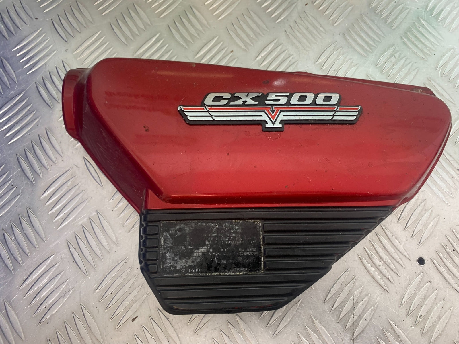 HONDA CX500 CX 500 LEFT SEAT PANEL YEAR 1978 1981 (CMB1137)
