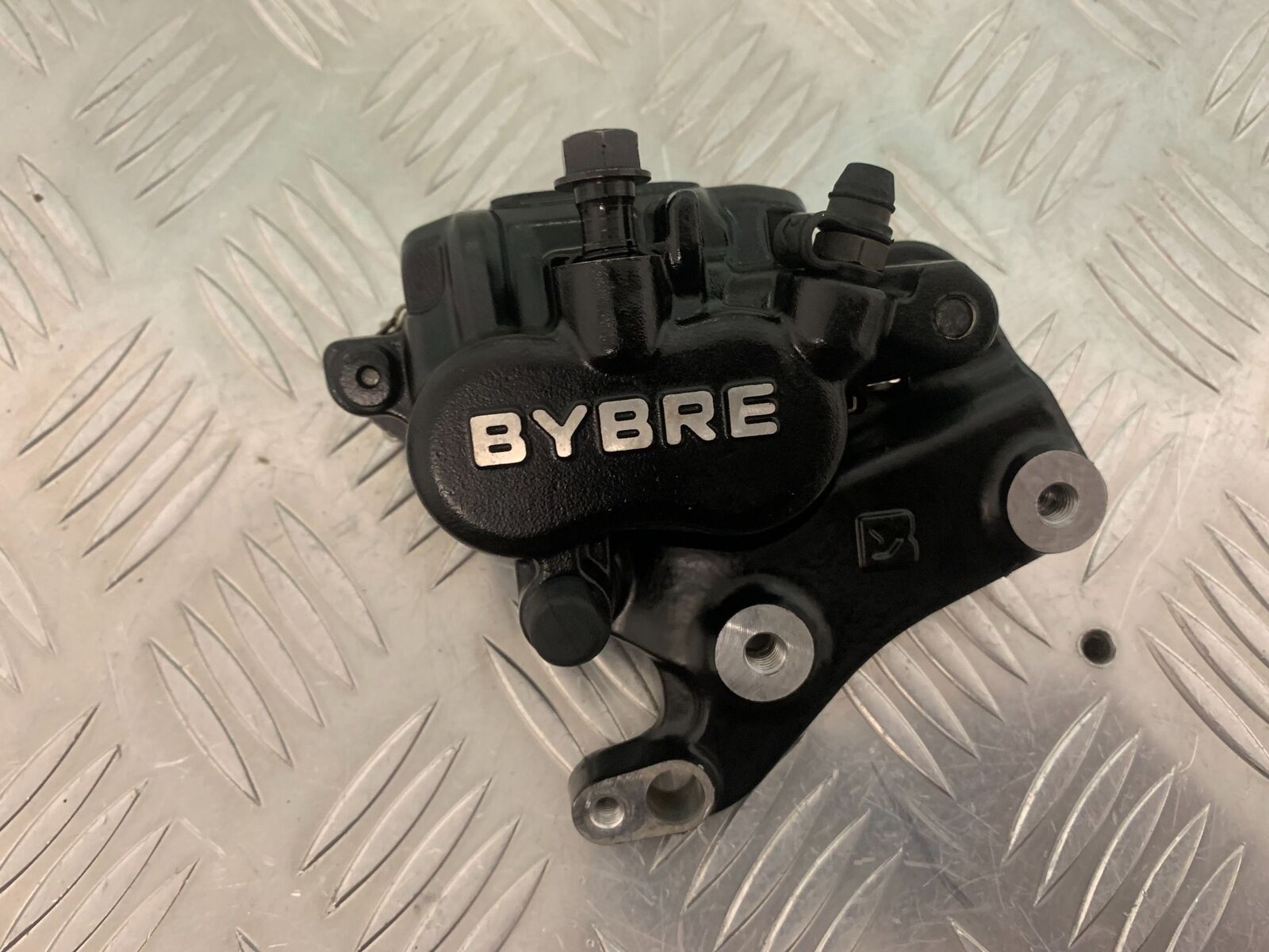 ROYAL ENFIELD 350 CLASSIC FRONT CALIPER  YEAR 2022 (STOCK 967)
