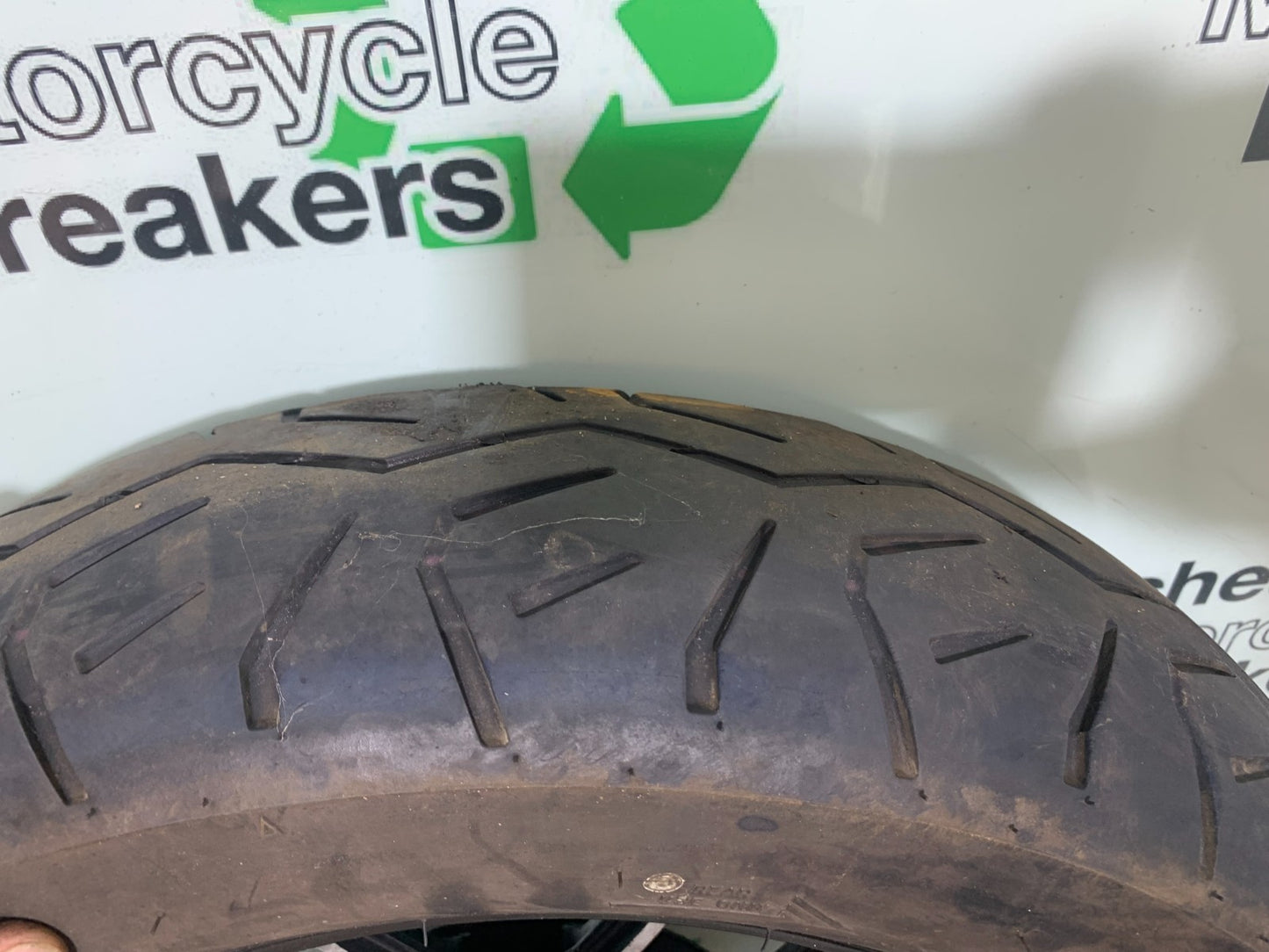 HONDA VT700 VT 700 SHADOW REAR WHEEL   YEAR 1984-85 (CMB1328)