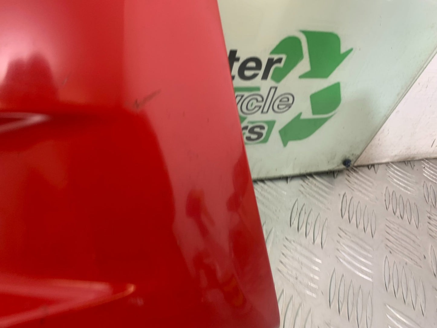 DUCATI 1299 PANIGALE LEFT LOWER FAIRING PANEL YEAR 2016 (CMB 1187)