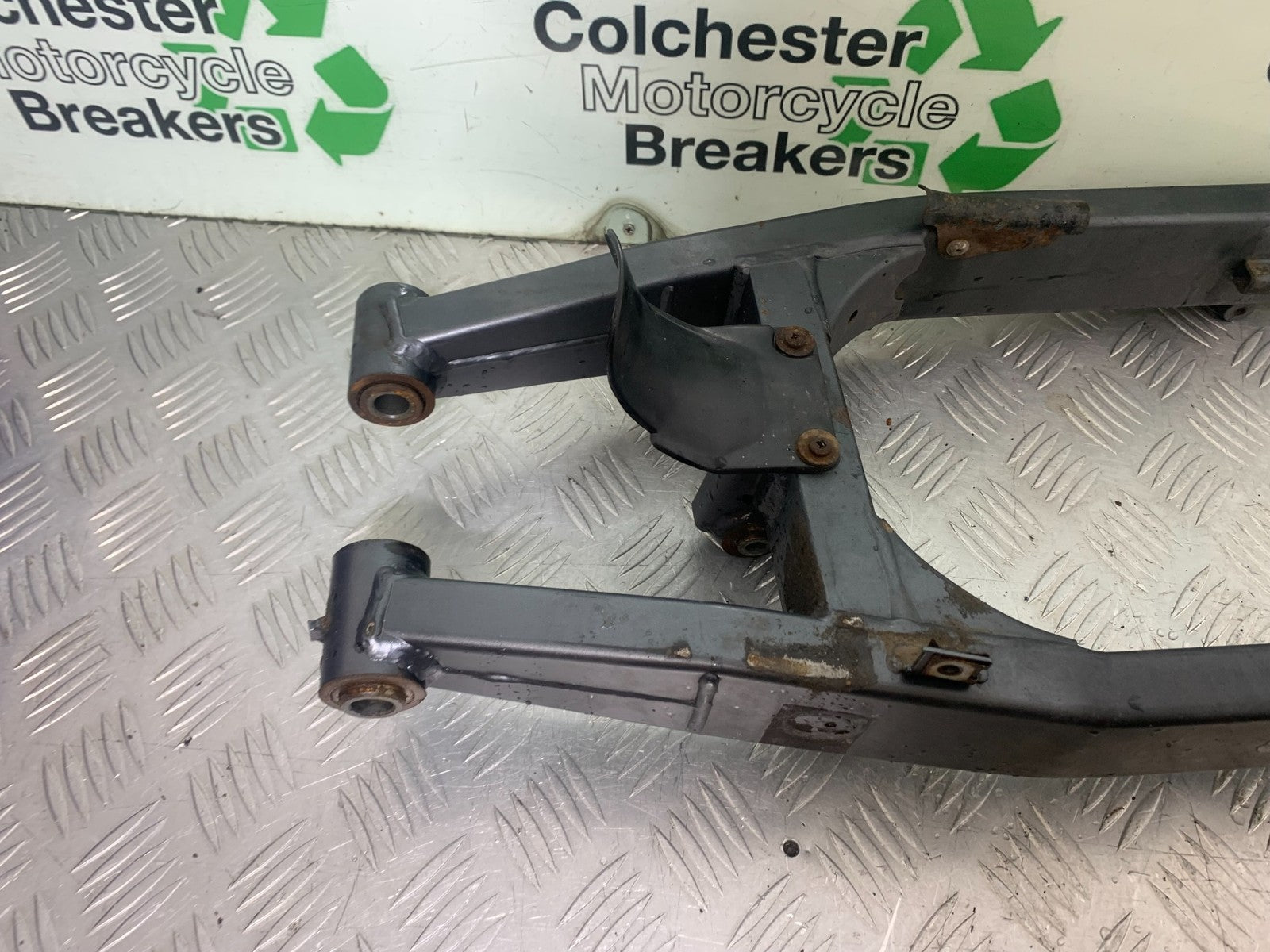 APRILIA 650 PAGASO STRADA SWINGARM  YEAR 2005-2010 (CMB1260)