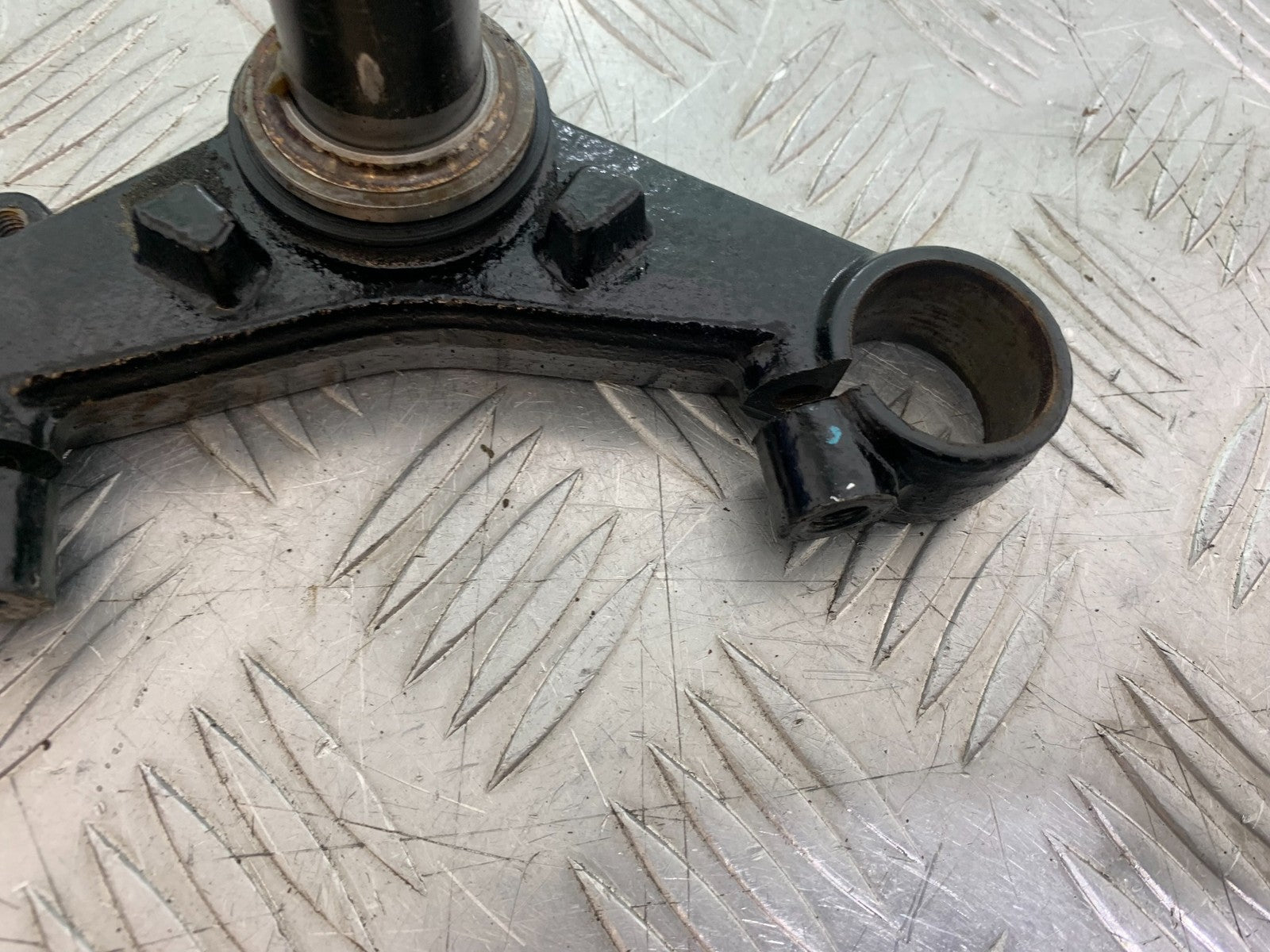 HONDA CBF125 CBF 125 BOTTOM YOKE   YEAR 2009-14 (CMB1182)