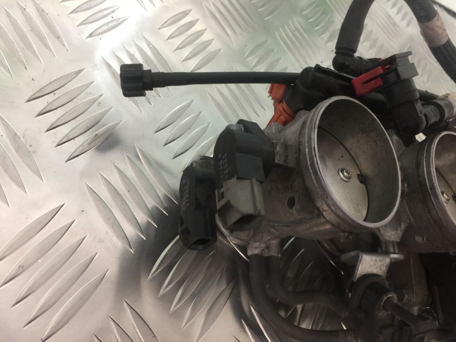 KAWASAKI Z1000 SX THROTTLE BODIES  YEAR 2011-13 (STOCK 911)