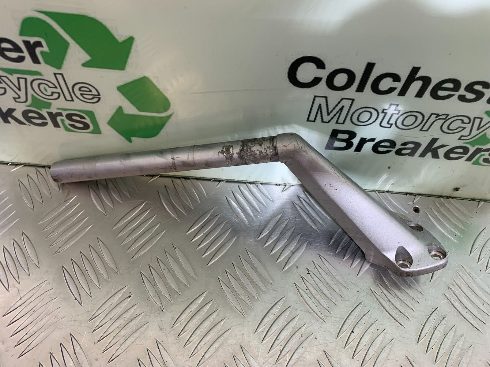 YAMAHA FJR1300 FJR 1300 LEFT HANDLEBAR   YEAR 2001-05 (CMB1005)