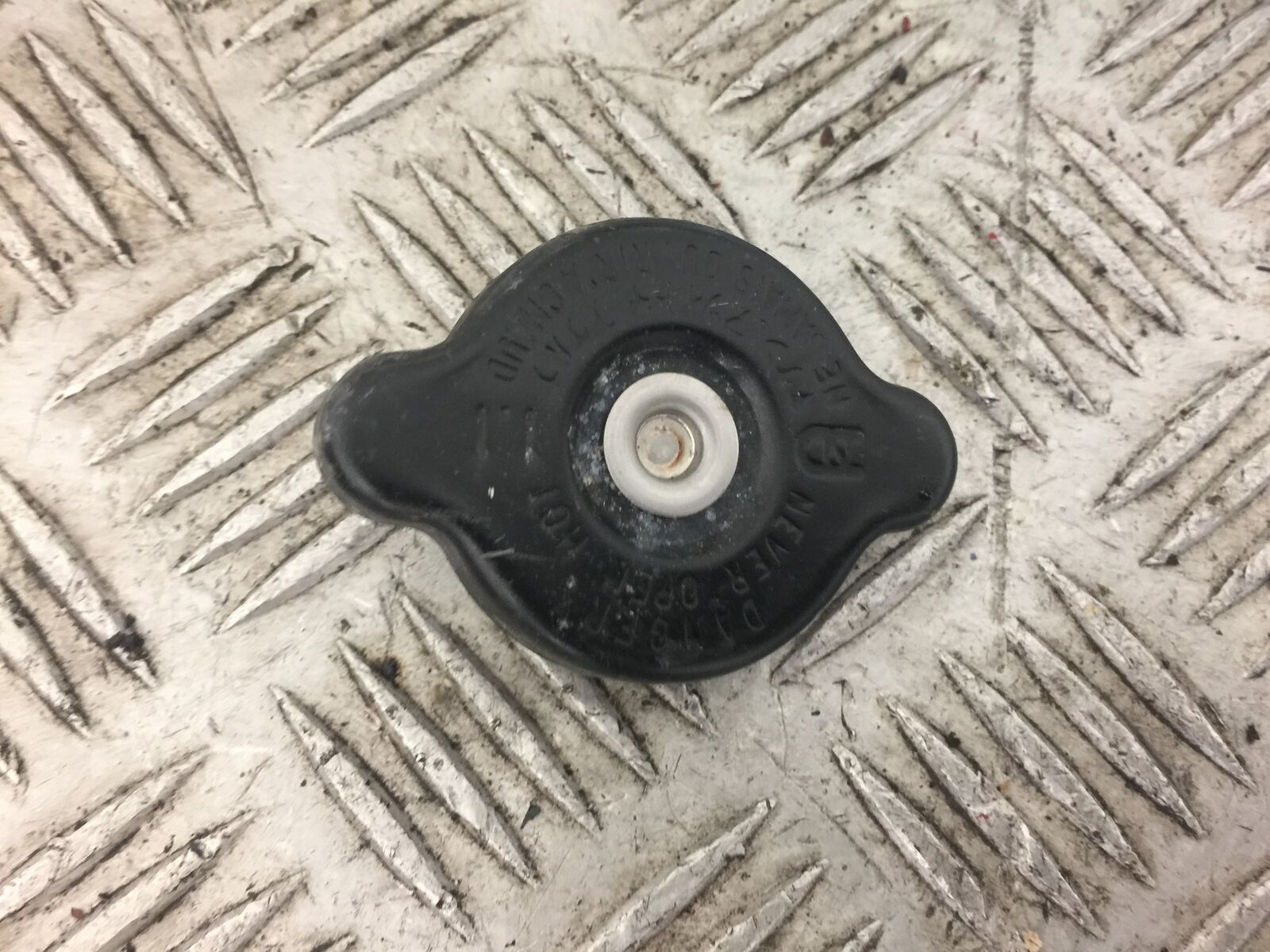 KAWASAKI ZX6R ZX636 ZX 636 PETROL CAP   2013-2016 (STOCK 342)