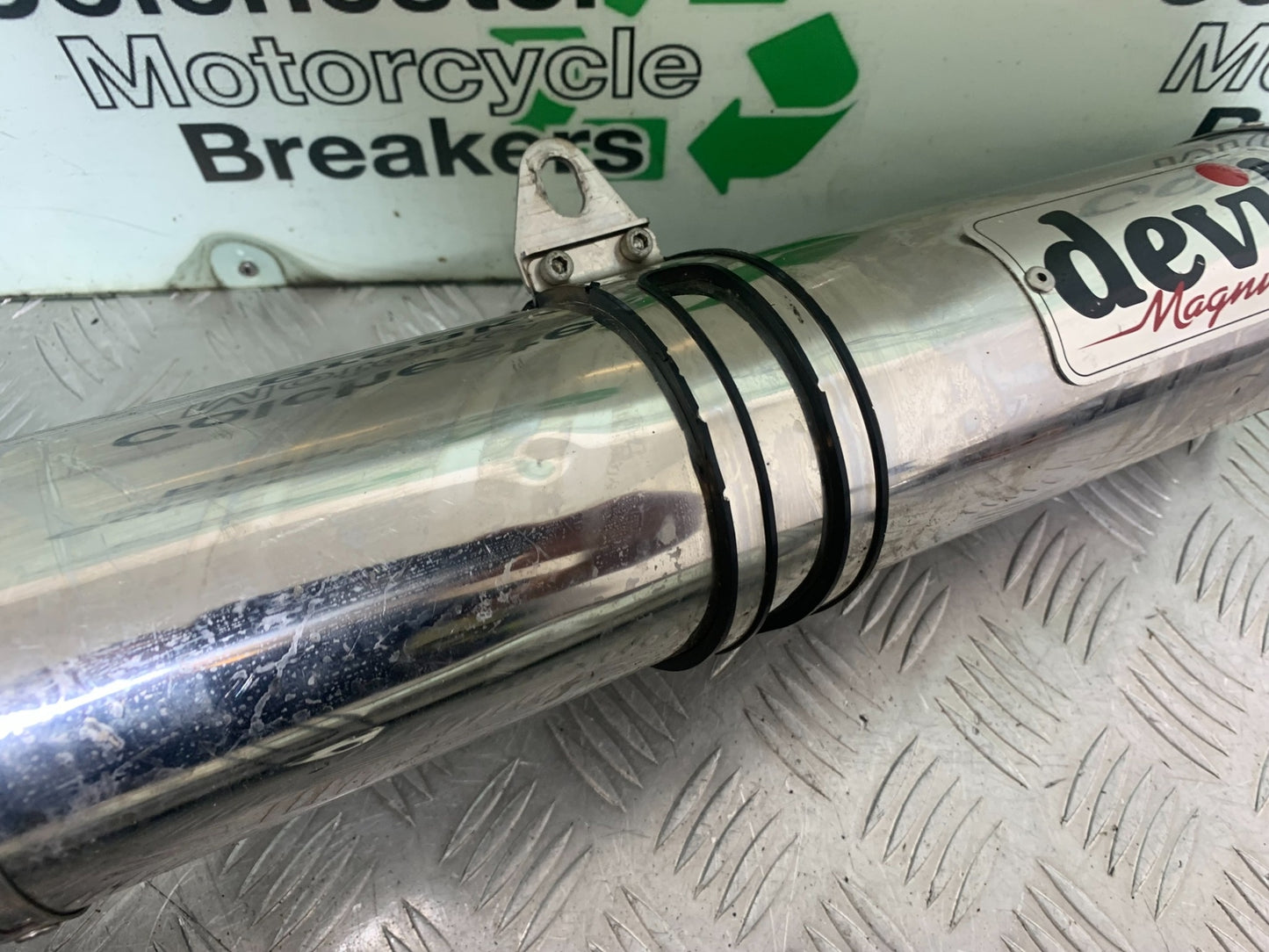 YAMAHA YZF R1 DEVIL SILENCERS AND LINK PIPE  YEAR 2004-2006 (CMB1155)