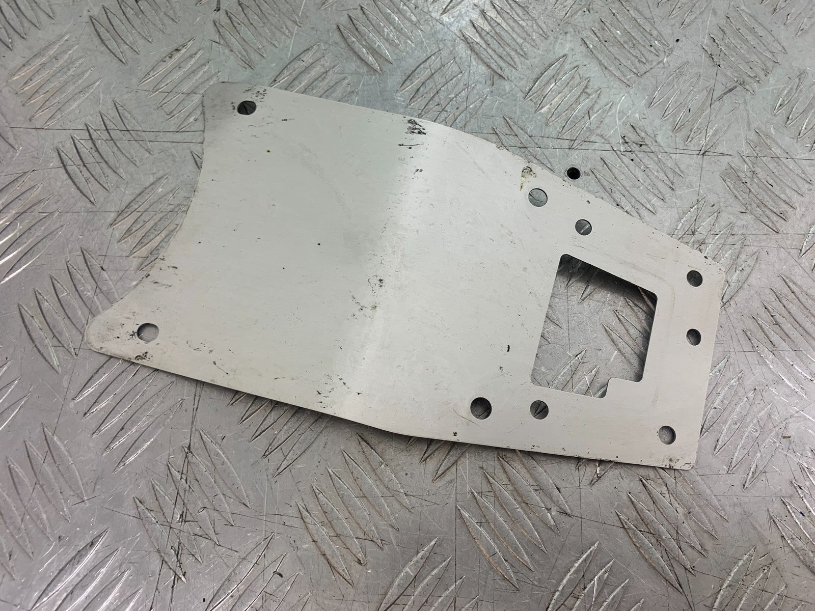 YAMAHA XSR900 XSR 900 COVER PLATE  YEAR 2022-2024 (CMB1215)