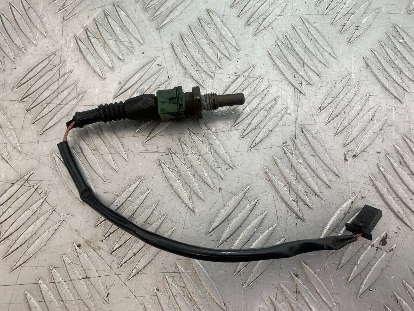HONDA XL125 VARADERO TEMPERTATURE SENDER   YEAR 2001-2006  (CMB1210)