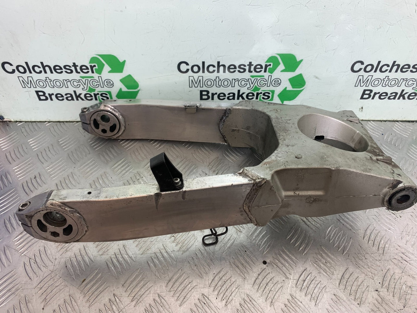 KAWASAKI ZZR1100 D SWINGARM YEAR 1993-2001 (CMB1289)