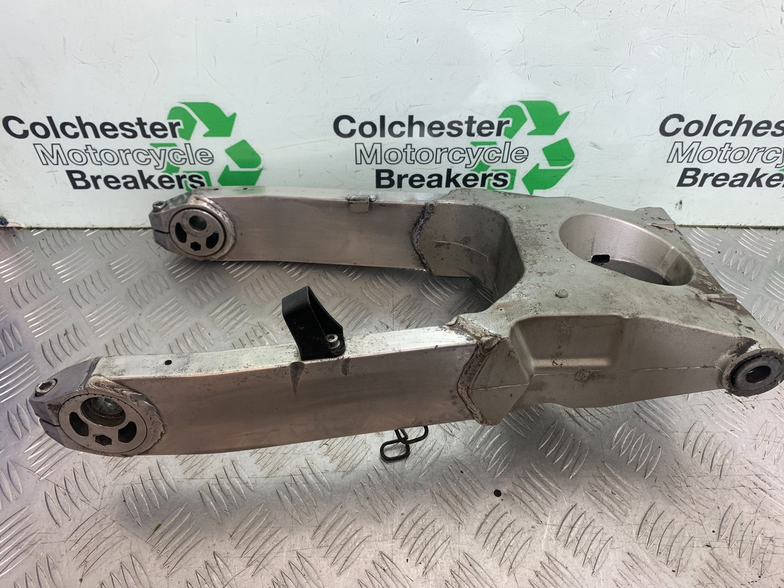 KAWASAKI ZZR1100 D SWINGARM YEAR 1993-2001 (CMB1289)