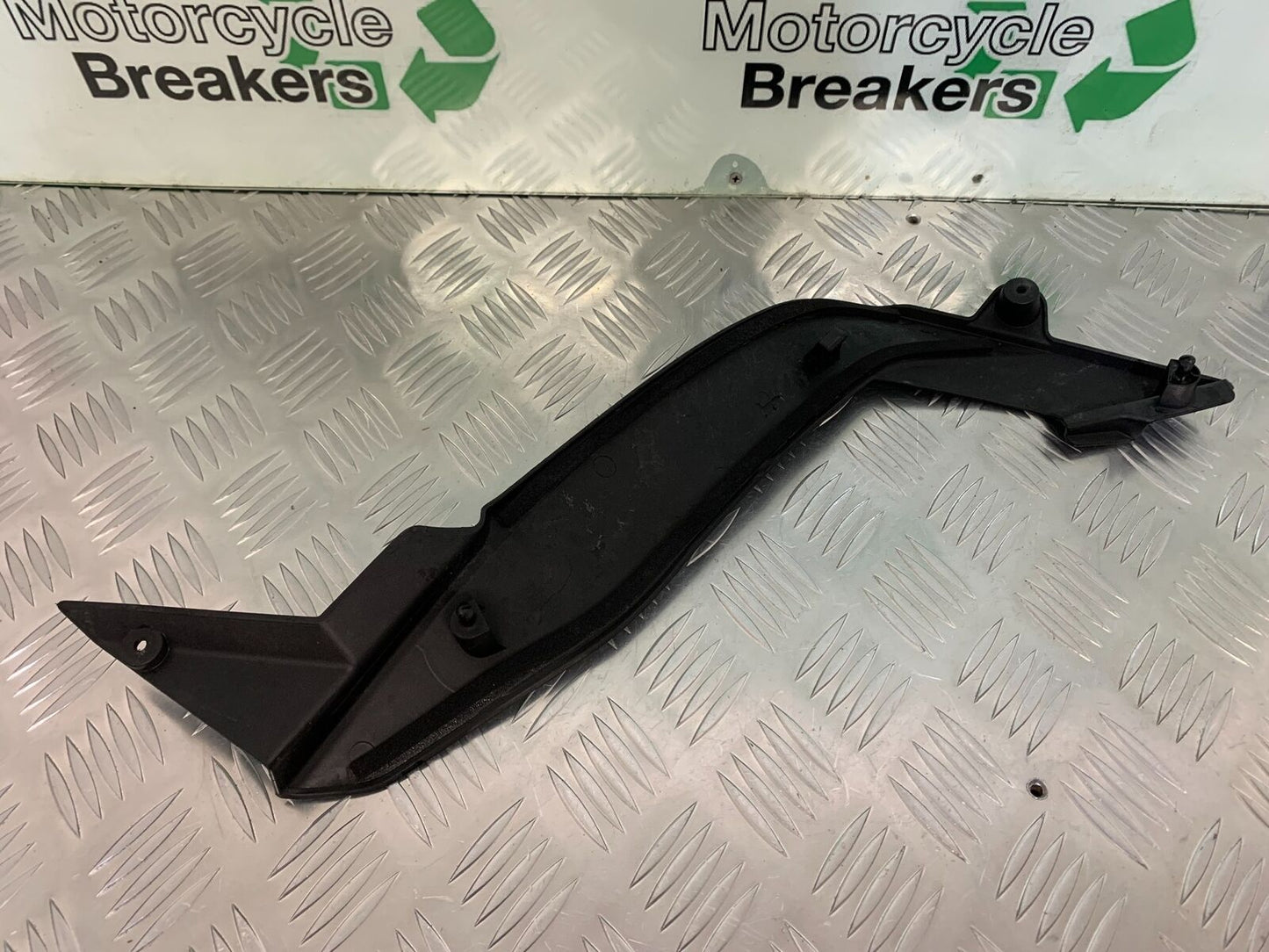 KAWASAKI Z1000 SX SIDE INFILL PANEL  YEAR 2011-16 (STOCK 942)