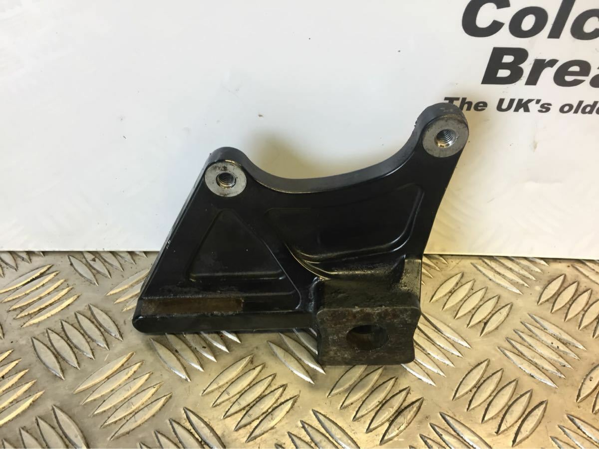 SUZUKI GSF650 GSF 650 BANDIT REAR CALIPER BRACKET  YEAR 2005