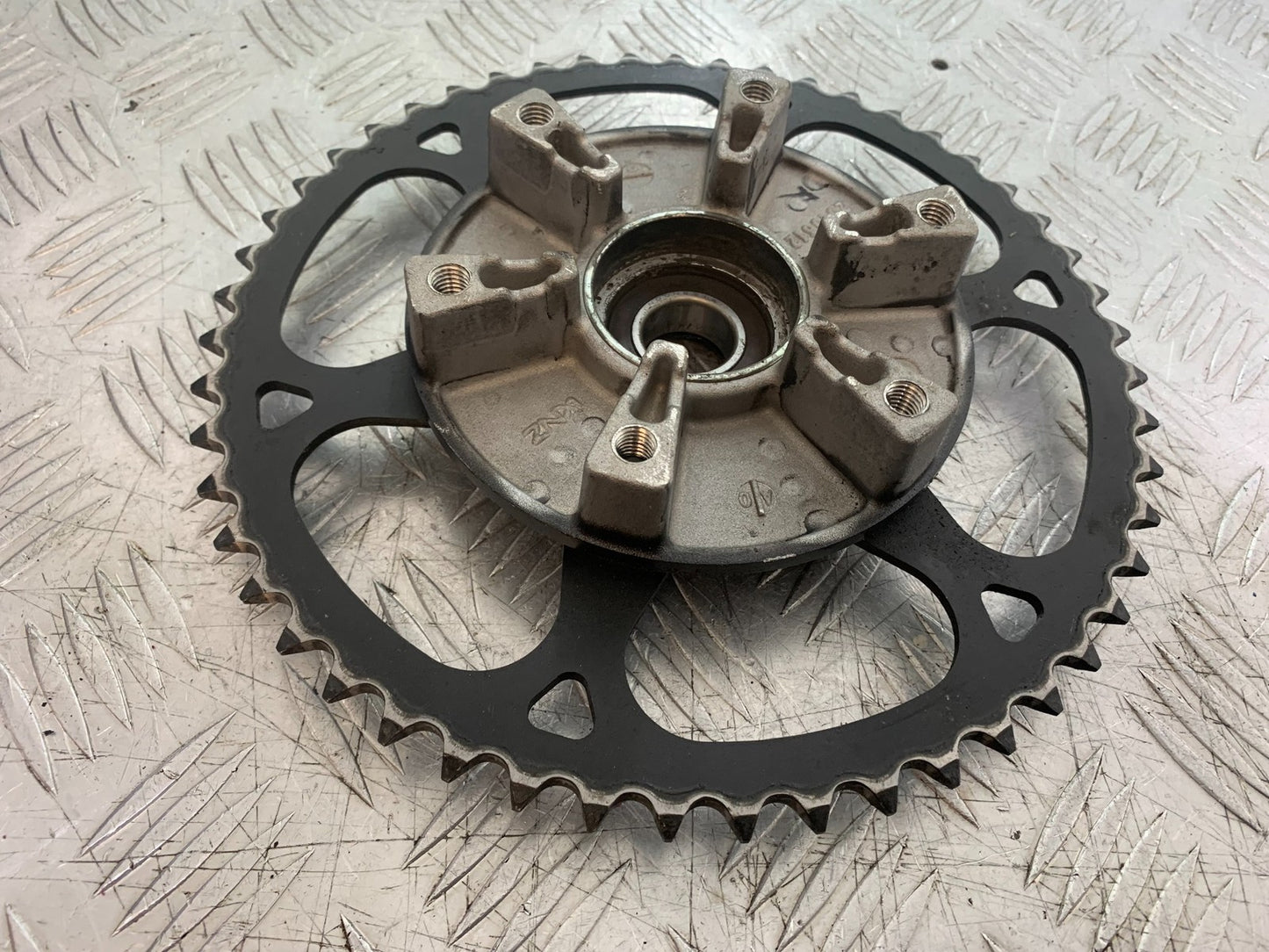 TRIUMPH TRIDENT 660 SPROCKET CARRIER  YEAR 2021-2024 (CMB1295)