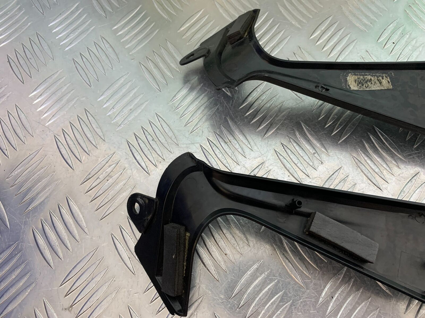 TRIUMPH TIGER 1200 EXPLORER TOP FAIRING INFILLS YEAR  2012-2015 (STOCK 992)