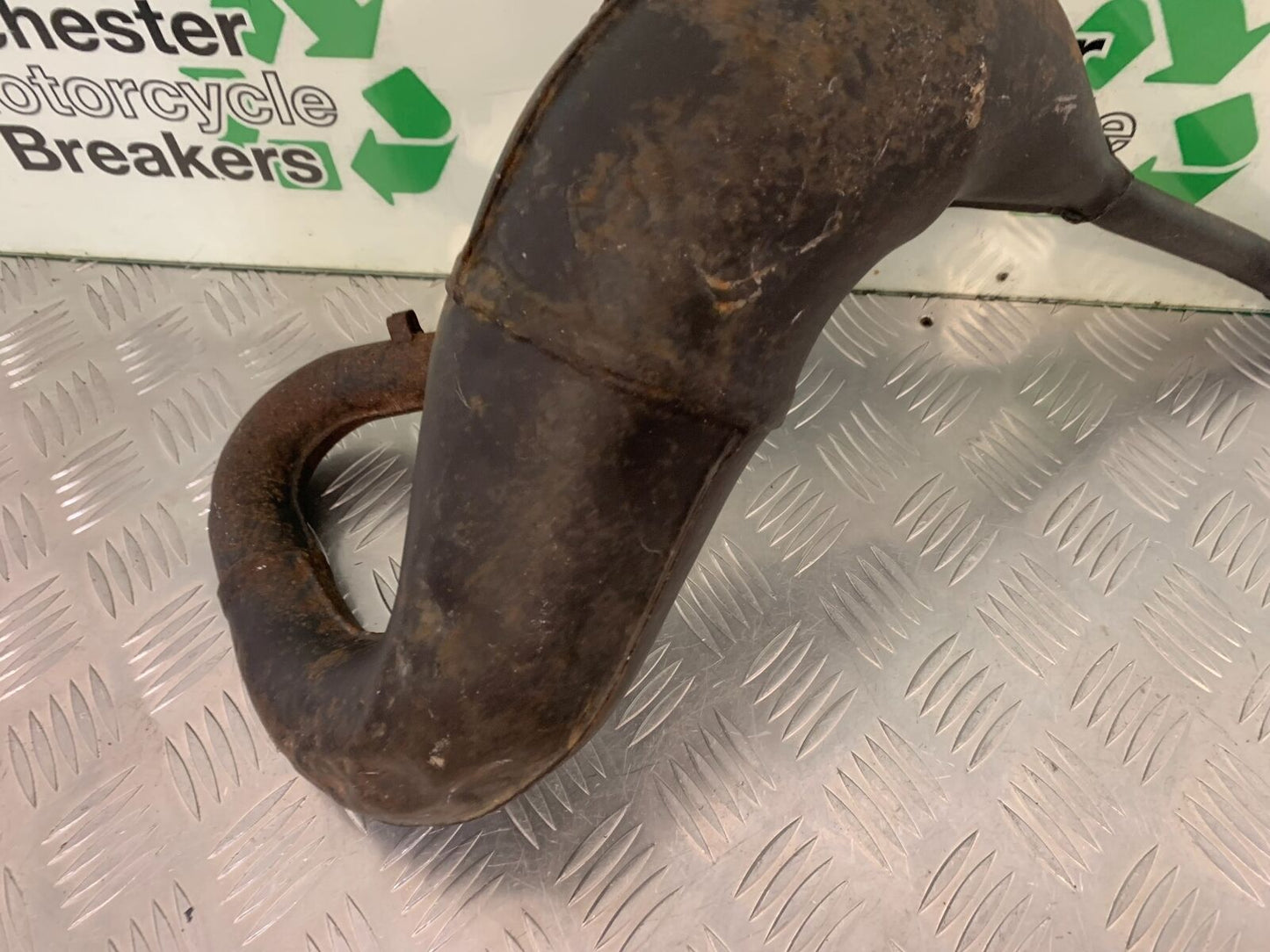 KAWASAKI KX85 KX 85 EXHAUST DOWNPIPE  YEAR 2004 (STOCK 985)
