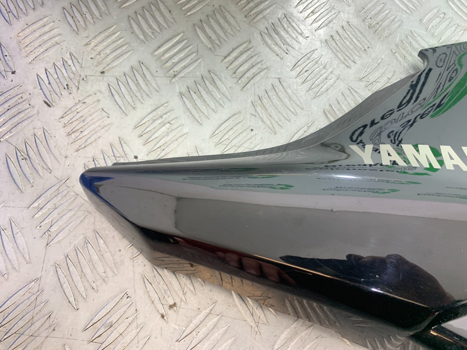 YAMAHA YBR125 YBR 125 RIGHT SIDE PANEL YEAR 2010-2017 (CMB1252)