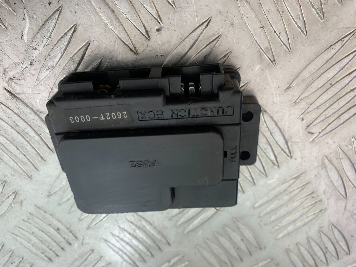 KAWASAKI Z750 Z 750 FUSE BOX YEAR 2004-2006  (CMB1104)