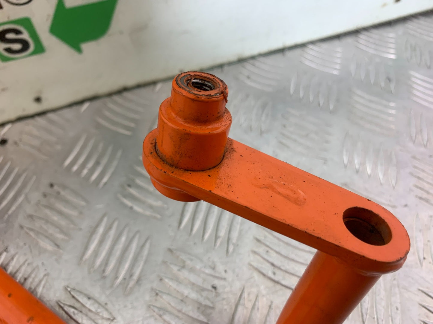 KTM 690 DUKE R LC4 RIGHT CRASH ENGINE BAR YEAR 2012-2015 (CMB1180)